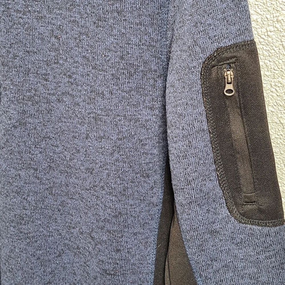 Beverly Hills Polo Club Mens  1/4 zip pullover   Size S